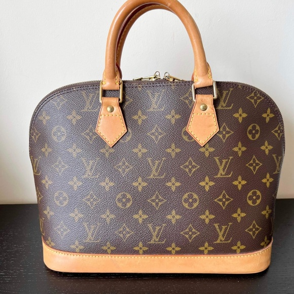 Louis Vuitton alma - Picture 1 of 4